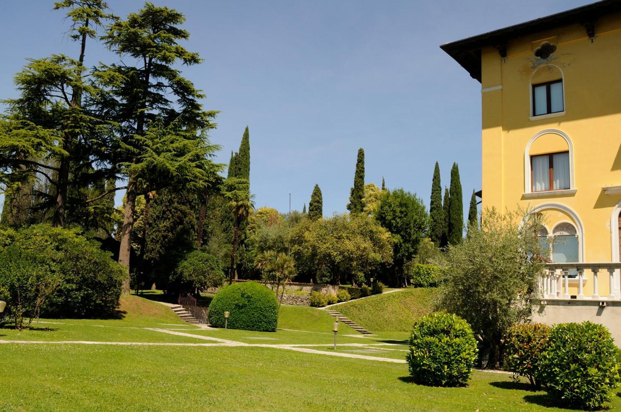 Villa Callas 16 Sirmione Exteriör bild